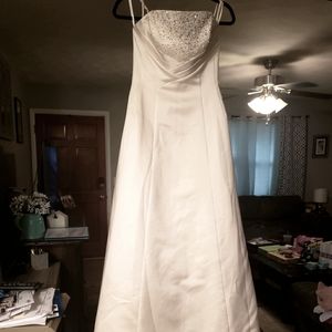 Off white wedding dress with tags